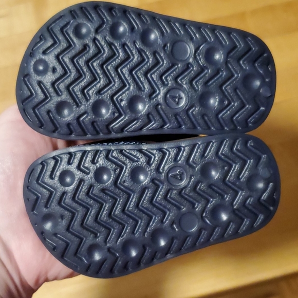 ⭐ 2/$20 bundle ⭐ 9m lot - Picture 11 of 11